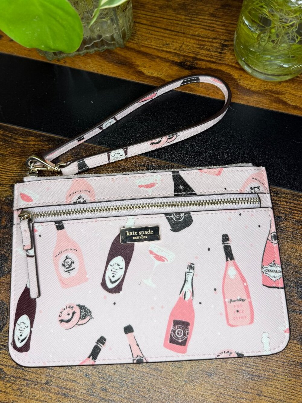 Kate Spade *Rare* Champagne Toss Wristlet - NWT